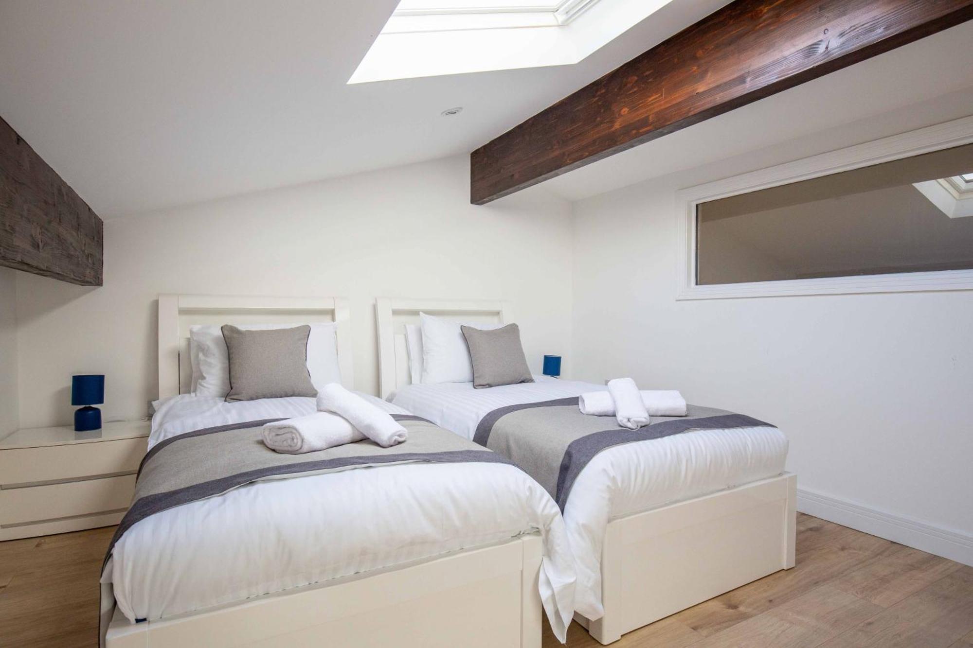 Aintree Cottage Cirencester Buitenkant foto